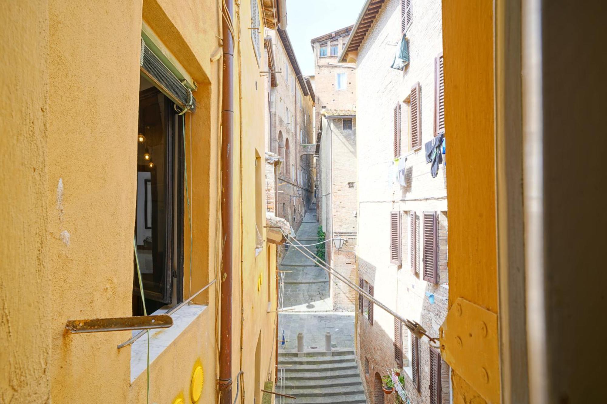 Apartmán Gest Short Rent Siena 3 Exteriér fotografie